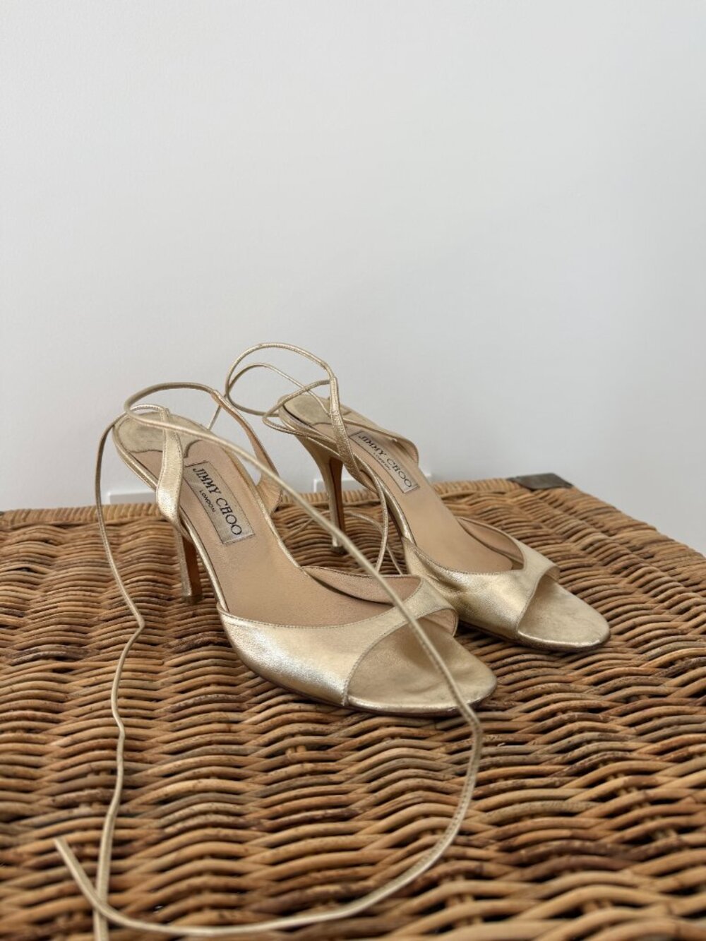 Jimmy Choo Gold Metallic Leather Lace Up Ankle Wrap Heels Size 38.5 - Picture 2 of 7